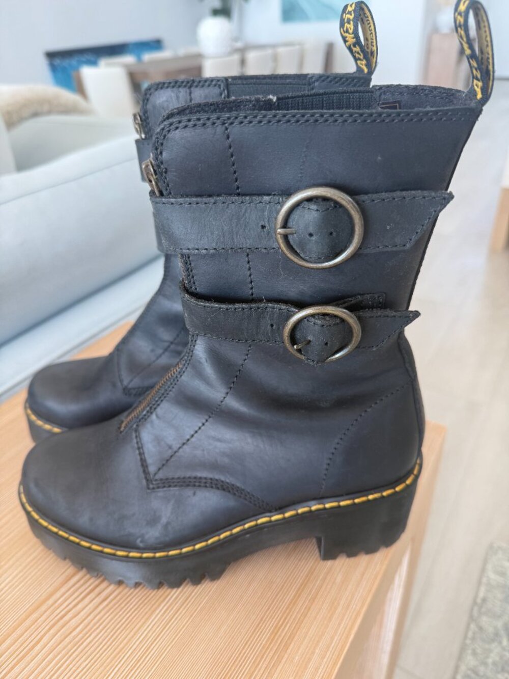 Dr. Martens Tamela Black Wyoming Leather - Picture 5 of 5